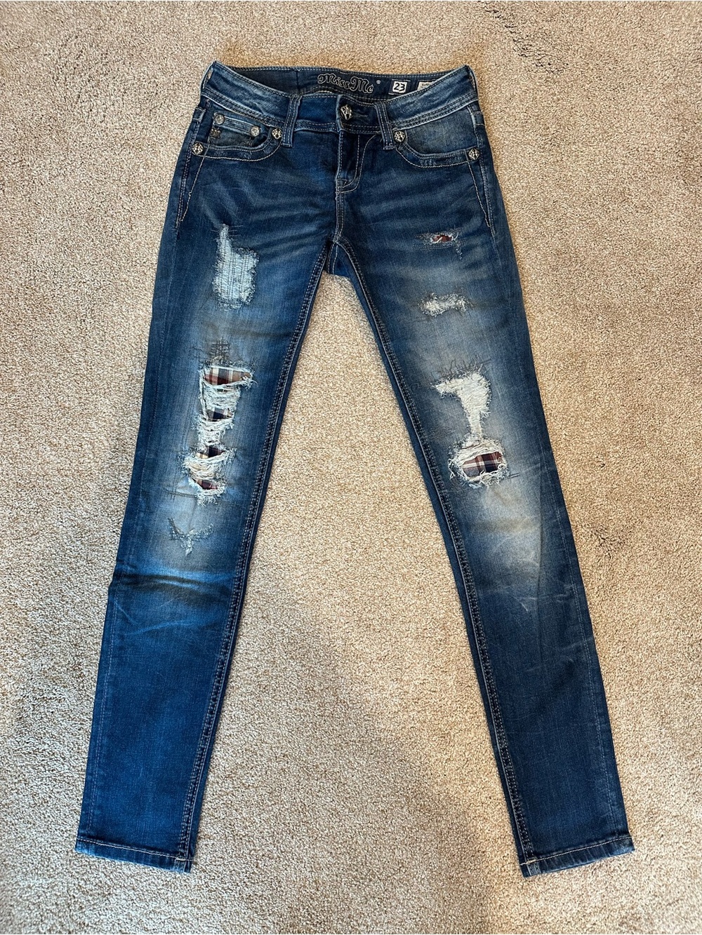 Miss Me Signature Ankle Skinny